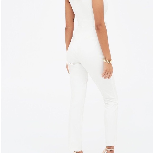 Tapered Jumpsuit - Picture 4 of 4